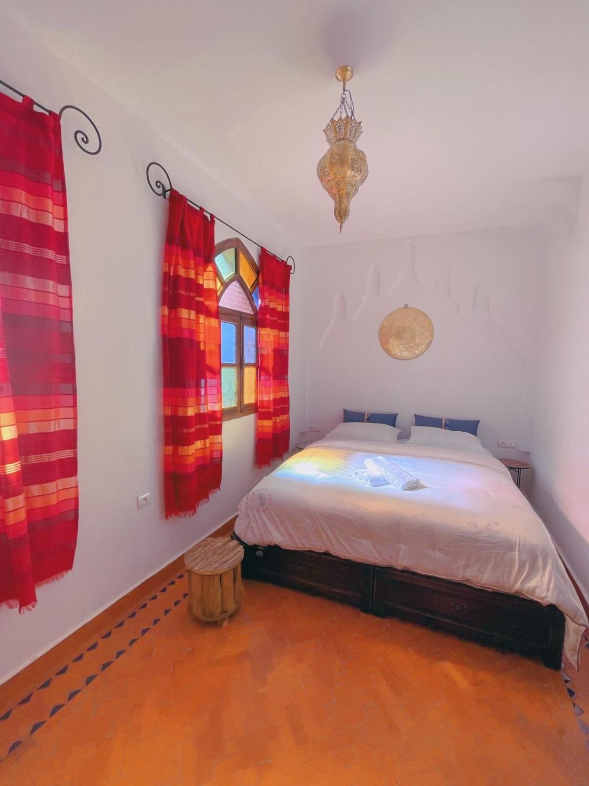 Hotel Riad Bab Mahruk Chefchaouen Esterno foto